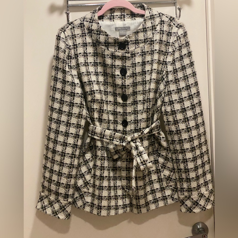 Ann Taylor blazer/coat with belt